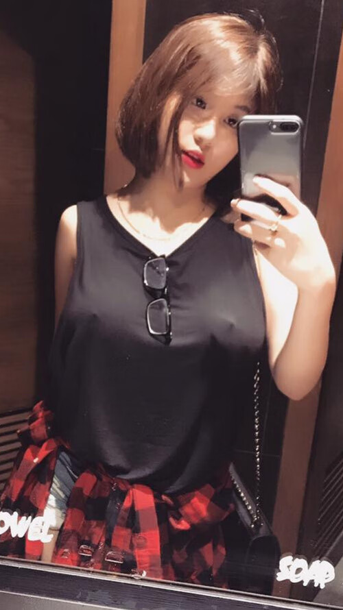 _比赛最后一击：精彩得分瞬间引爆全场_，最后一轮比赛